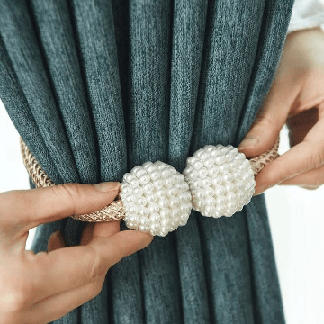 Pearl Magnetic Curtain Clip Holder